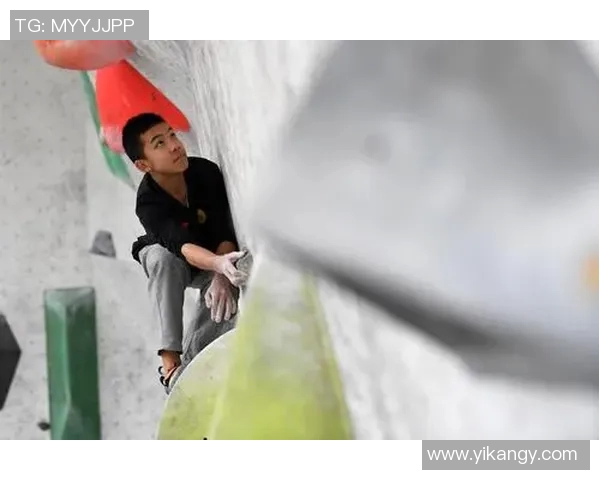 重庆攀岩队的盯防策略分析与成效评估探讨 重庆攀岩队的盯防策略分析与成效评估探讨